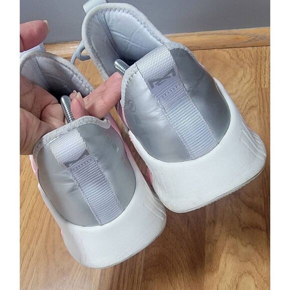 Nike Women's Metcon 3 Training Shoe 12 - Picture 5 of 8